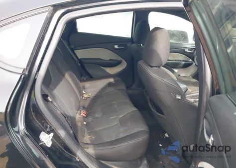 2015 Dodge Dart Sxt z USA, uszkodzony, nr VIN 1C3CDFBB9FD403418